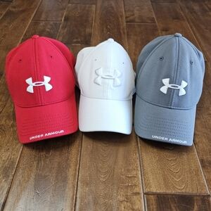 BUNDLE: 3 Under Armour baseball caps size M/L